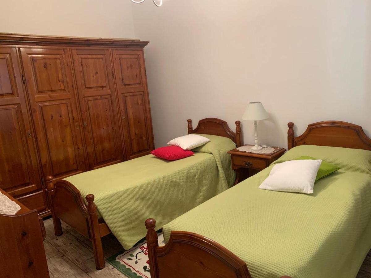 Casa Caterina In Centro Apartment Sindia Ngoại thất bức ảnh