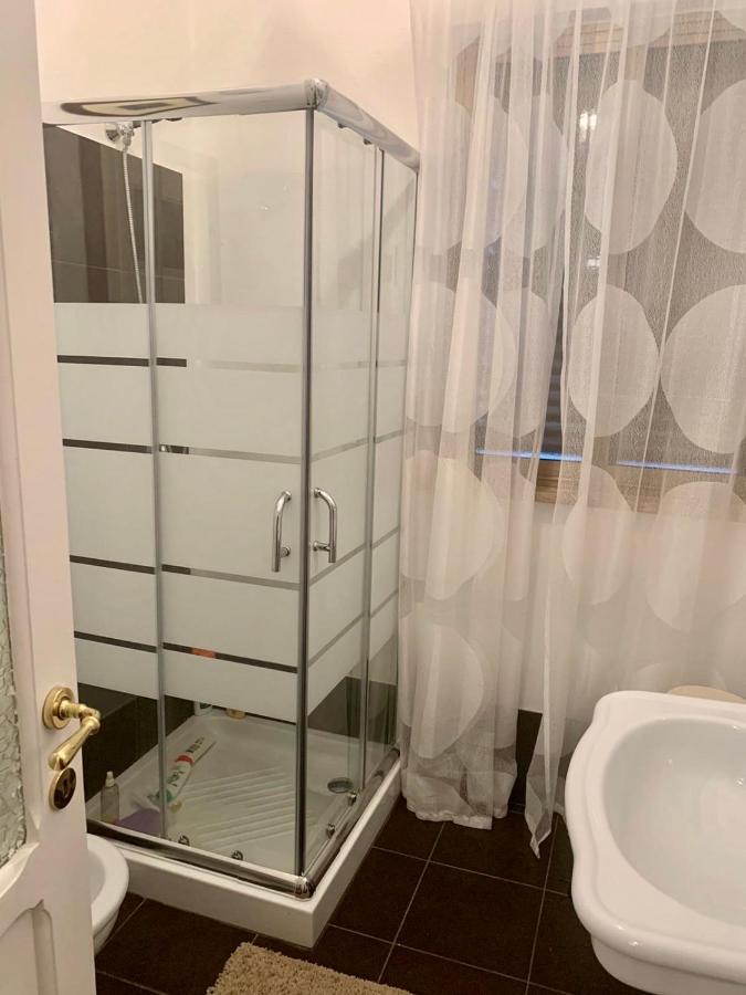 Casa Caterina In Centro Apartment Sindia Ngoại thất bức ảnh